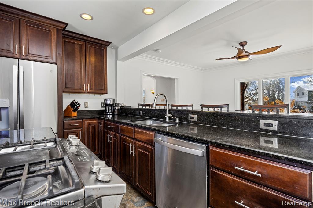 75 Hillsdale Road, Bloomfield Hills, MI 48302 — Photo 26
