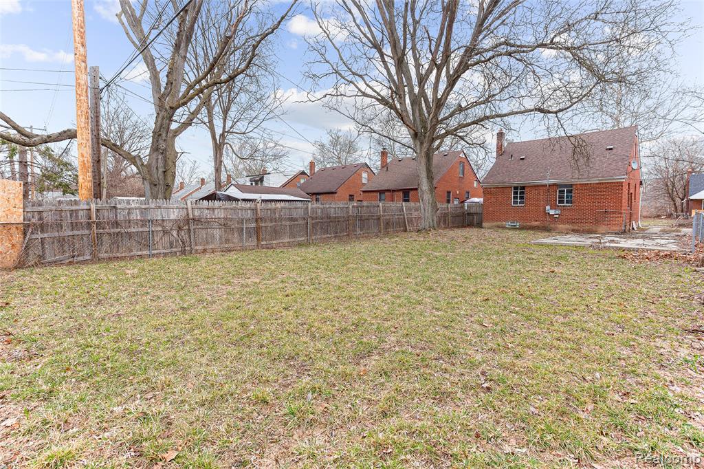 9327 Stout Street, Detroit, MI 48228 — Photo 28