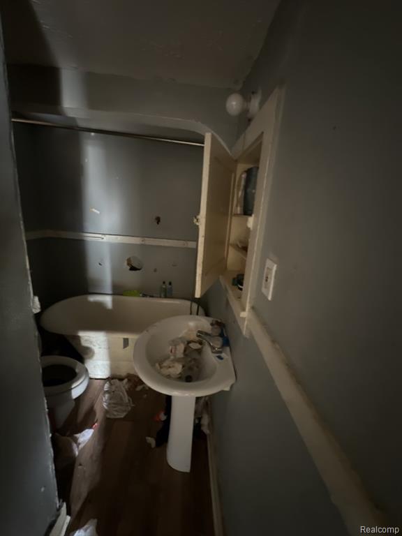 19751 Oakfield Street, Detroit, MI, 48235