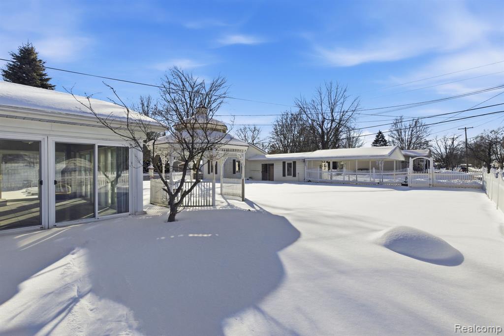532 Michigan Avenue, Marysville, MI 48040 — Photo 44
