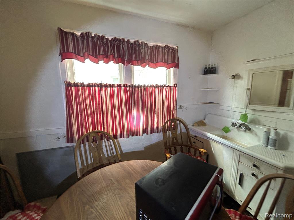 5050 Seminole Street, Detroit, MI 48213 — Photo 27