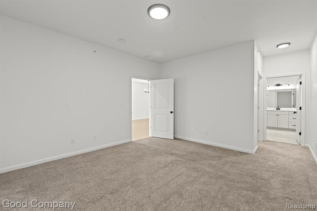 602 Pointe Drive, Walled Lake, MI 48390 — Photo 14