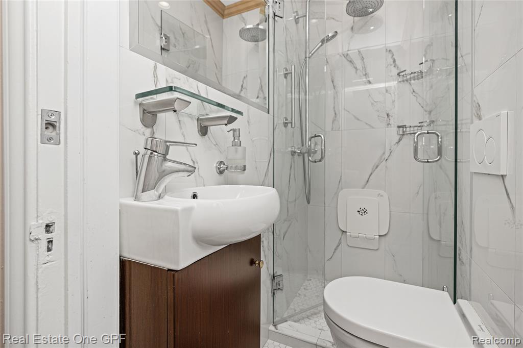 16904 Saint Paul Street, Grosse Pointe, MI 48230 — Photo 15