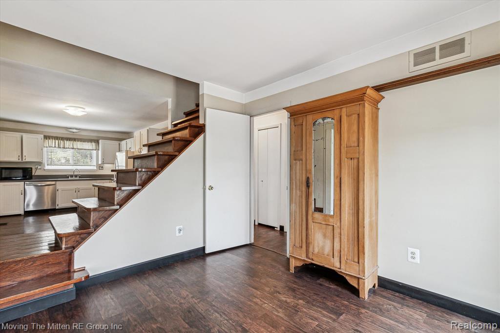 49212 Kimberly Ann Lane, Chesterfield, MI — Photo 13