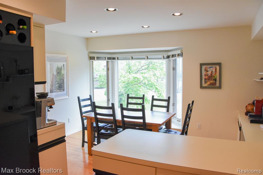6337 N ASPEN RIDGE Boulevard, West Bloomfield, MI — Photo 24