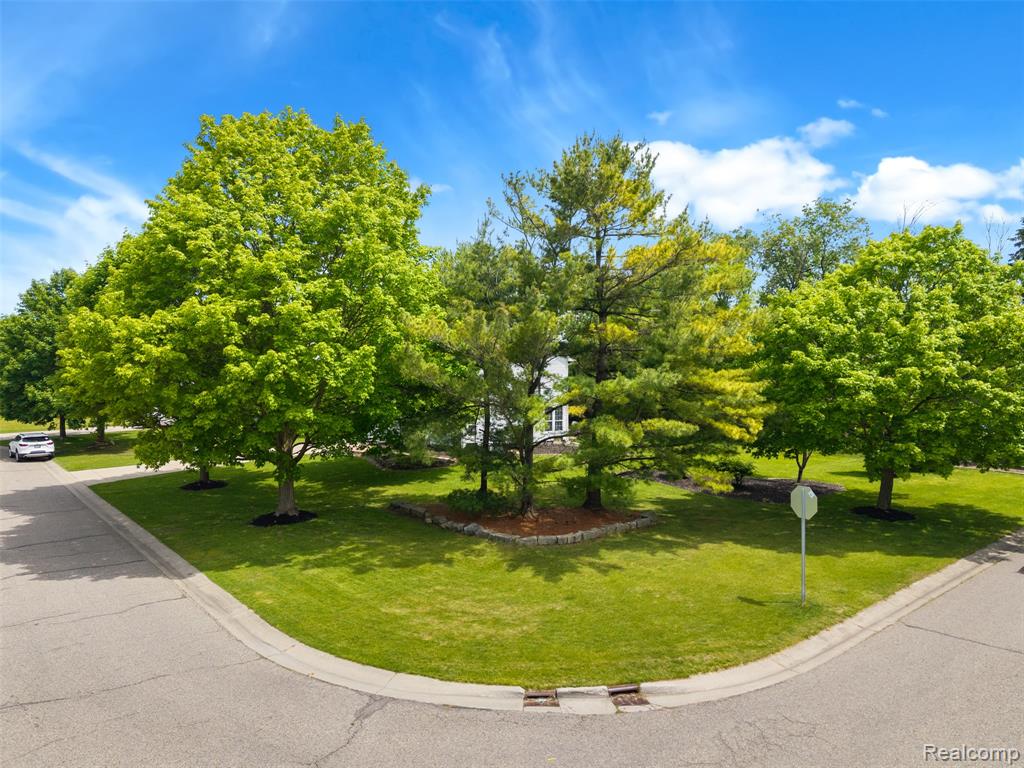 6248 Lake Waldon Court, Clarkston, MI — Photo 59