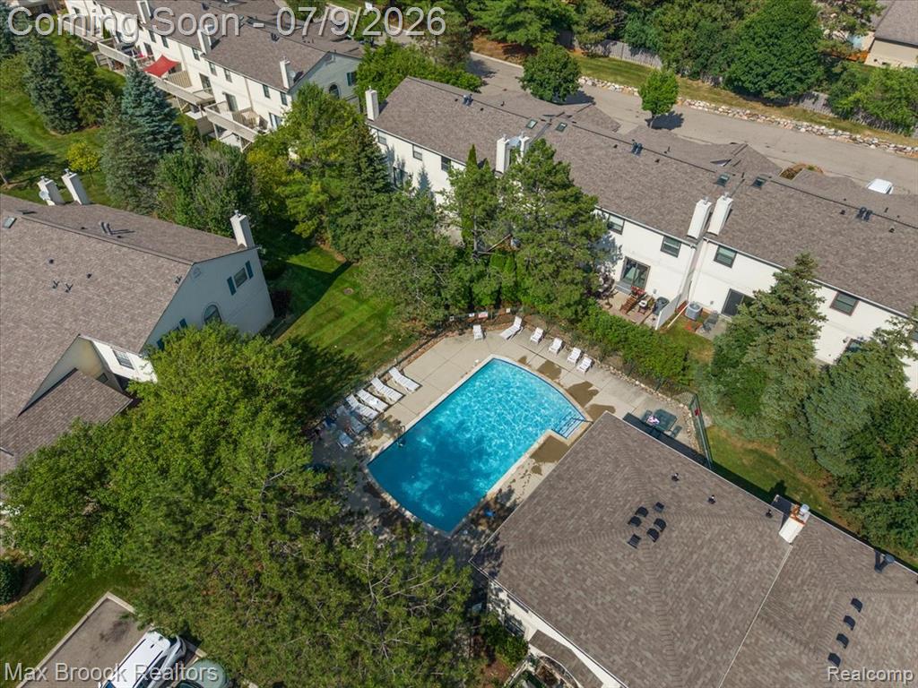 5601 Drake Hollow Drive W, West Bloomfield, MI — Photo 3