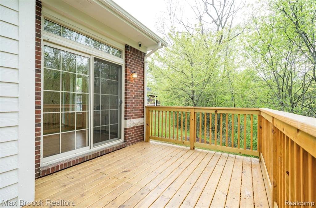4344 Gateway Circle, West Bloomfield, MI — Photo 6