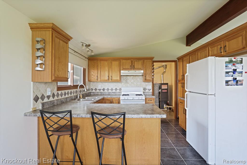 5741 S Merrill Road, Merrill, MI 48637 — Photo 8