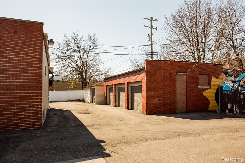 5045 Trumbull Street, Detroit, MI 48208 — Photo 12