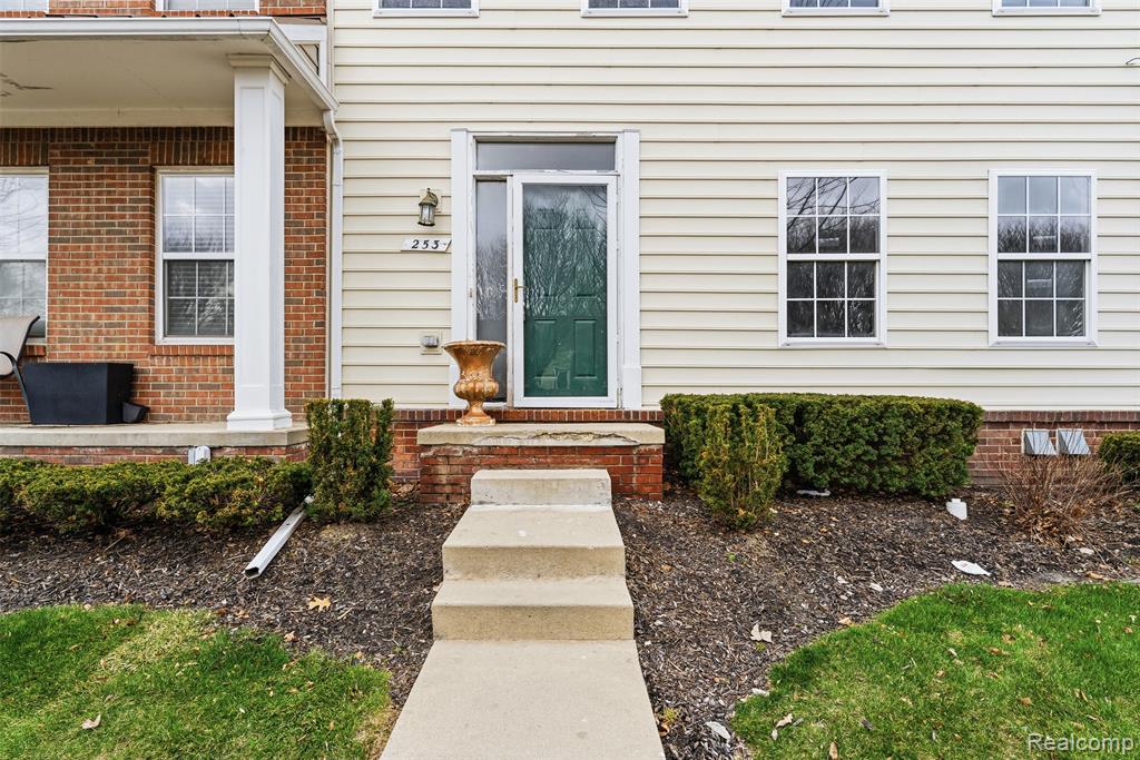 253 Stonegate W, Pontiac, MI 48341 — Photo 6