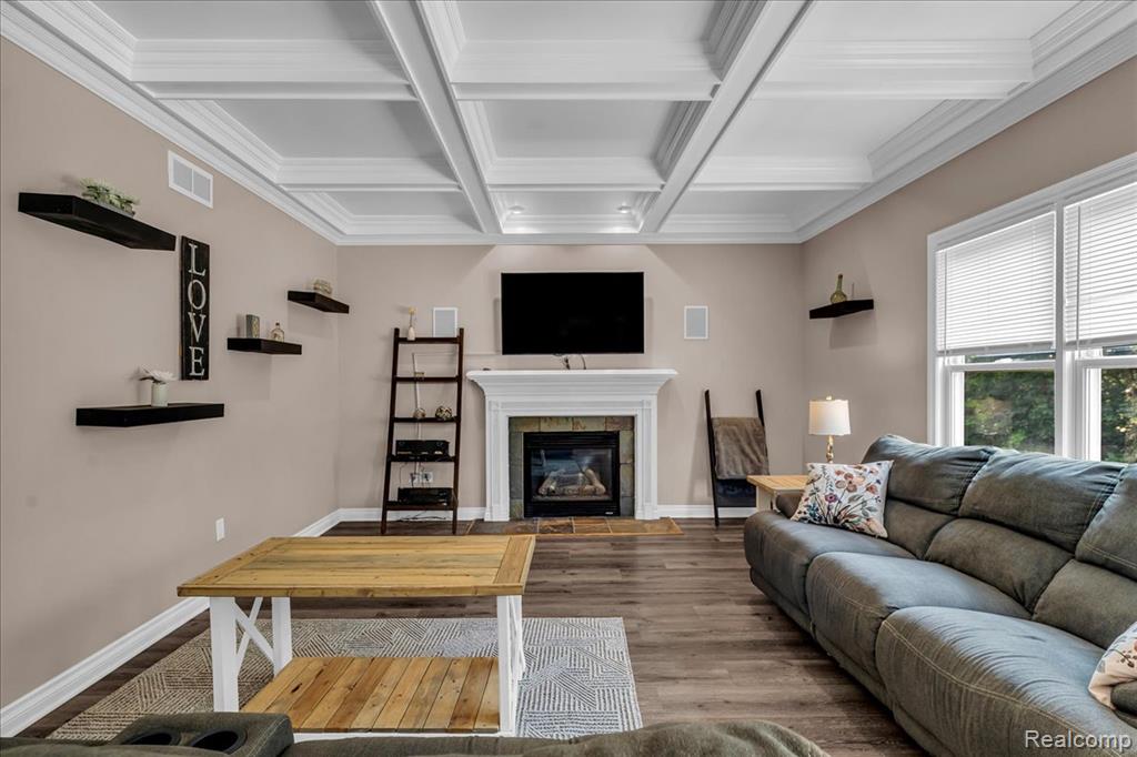 4142 Oak Street, Grand Blanc, MI 48439 — Photo 13