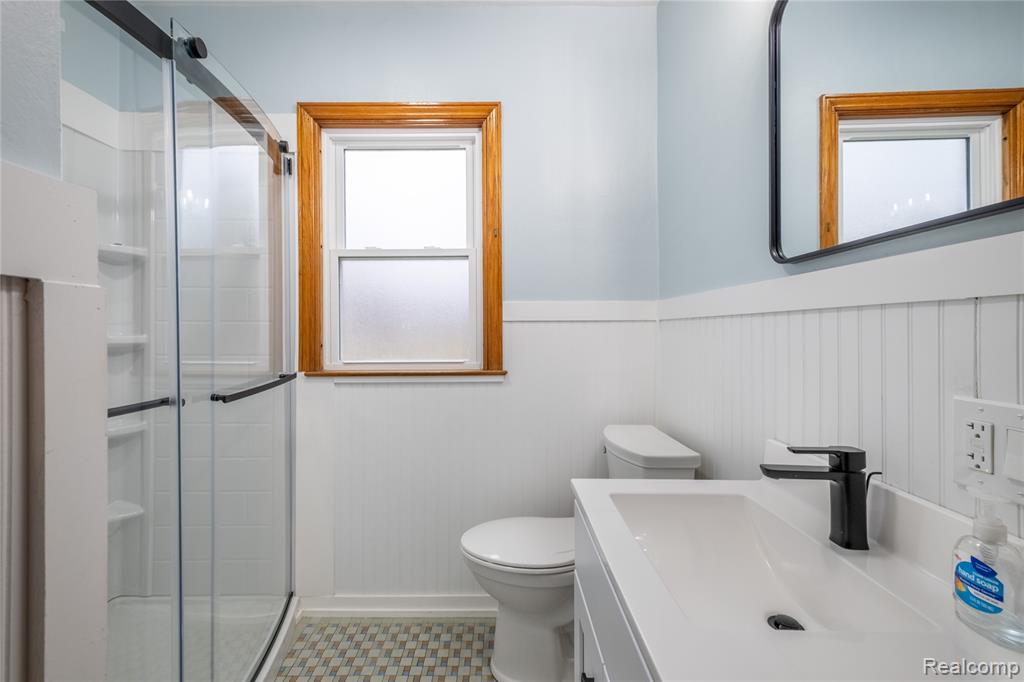 7582 Miller Road, Swartz Creek, MI 48473 — Photo 13