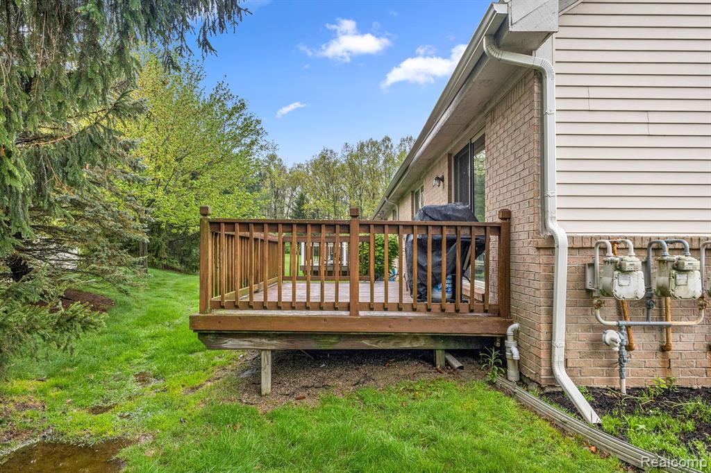 23879 ASHLEY Drive, Flat Rock, MI 48134 — Photo 39