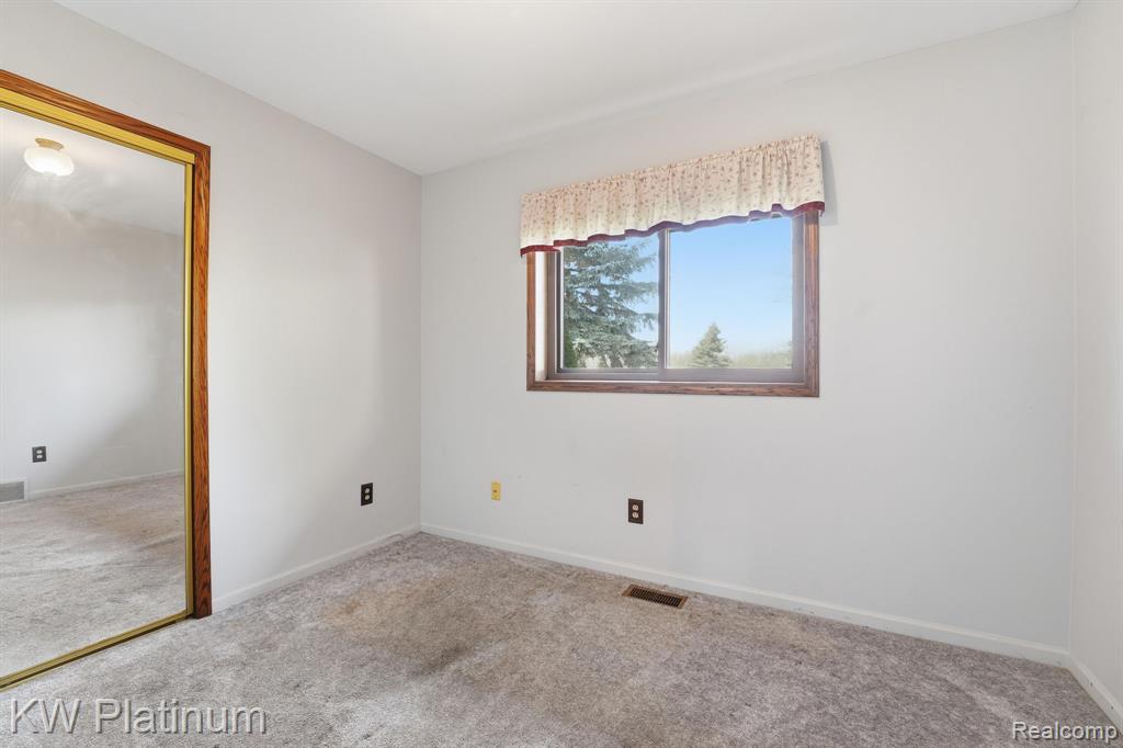 7383 Fisher Road, Grant, MI 48032 — Photo 16