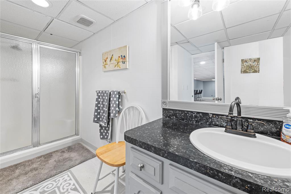 9662 Waterway Drive, Grosse Ile, MI 48138 — Photo 31