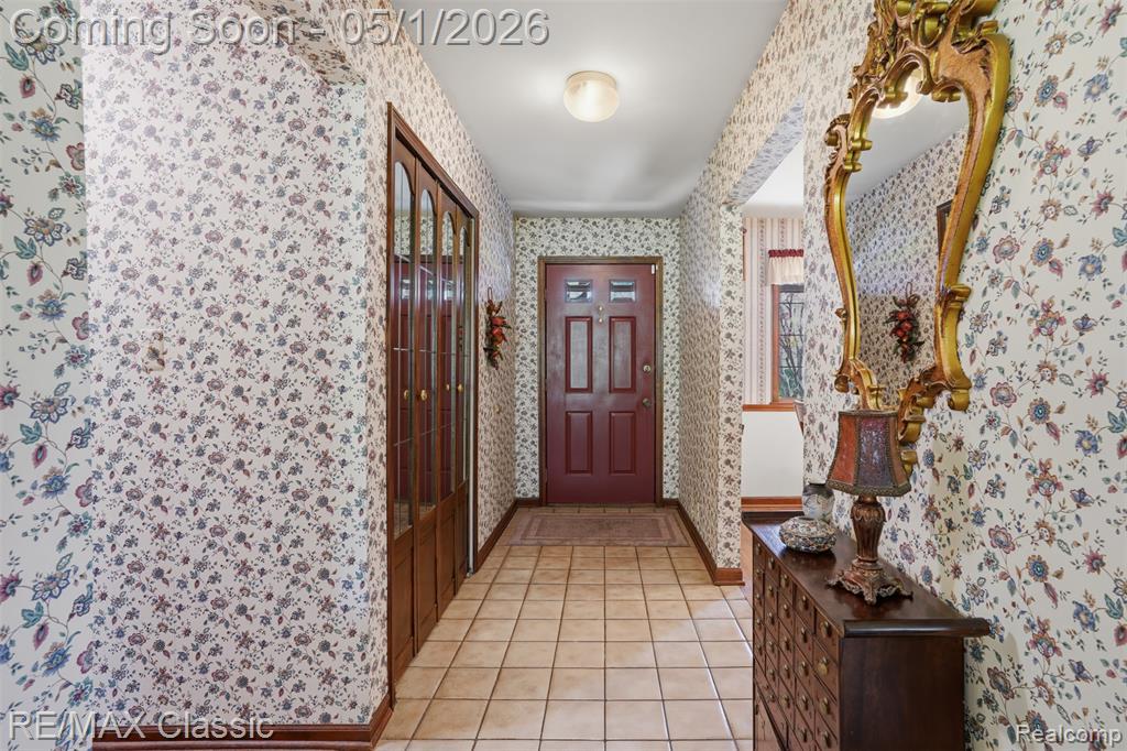 4134 Sleeth Road, Commerce Twp, MI 48382 — Photo 11