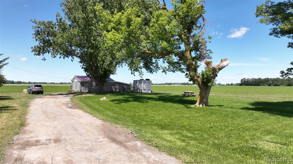 3521 Benoit Road, Fairgrove, MI 48733