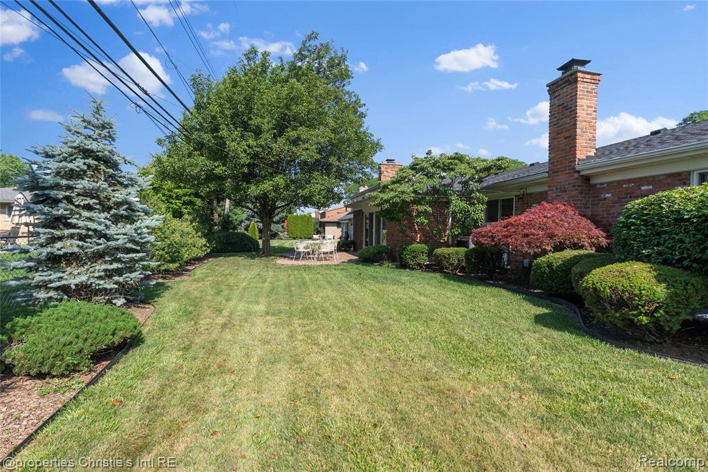 713 Moorland Drive, Grosse Pointe Woods, MI 48236 — Photo 25
