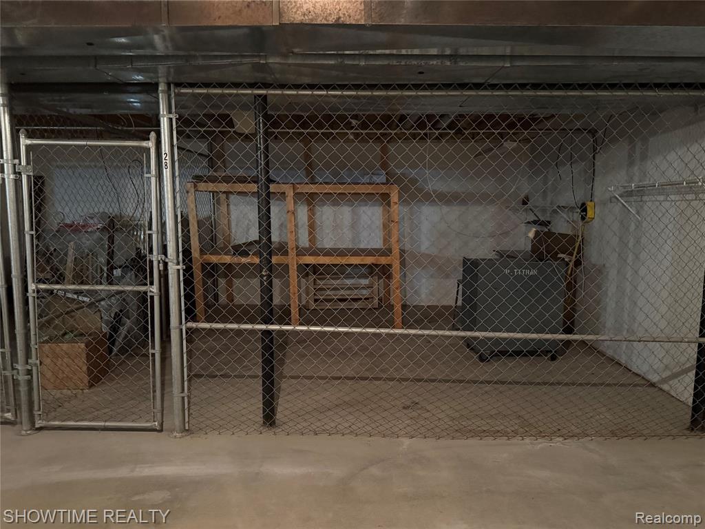 45204 Fryer Drive, Macomb, MI 48044 — Photo 17