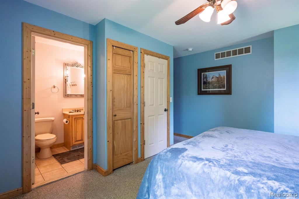 475 Dailey Court, Fowlerville, MI 48836 — Photo 22
