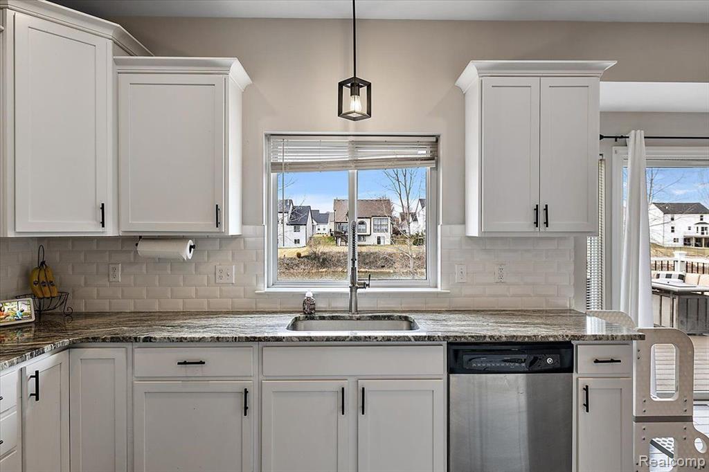 930 CROSS Street, Oxford, MI 48371 — Photo 22