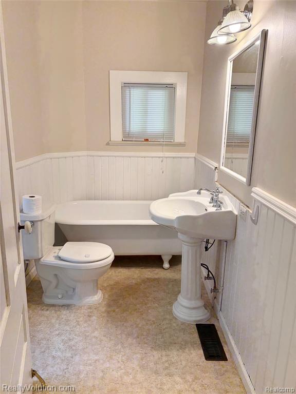 718 S Main Street, Almont, MI 48003 — Photo 26