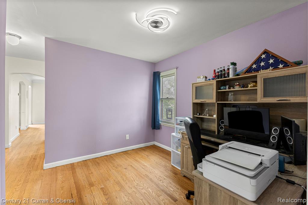 9616 Auburndale Street, Livonia, MI 48150 — Photo 25