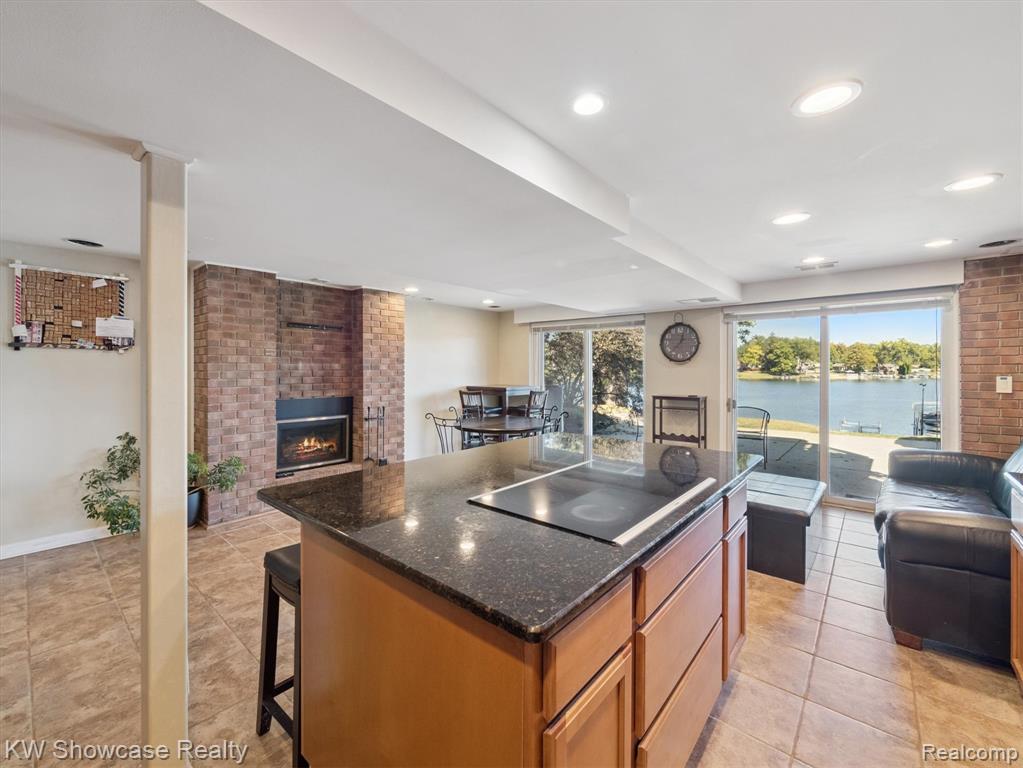 688 Wolverine Drive, Walled Lake, MI 48390 — Photo 27