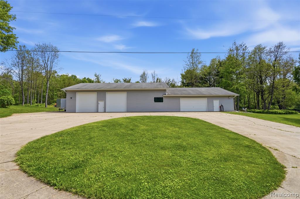 13158 Wood Road, Bath, MI 48808 — Photo 57