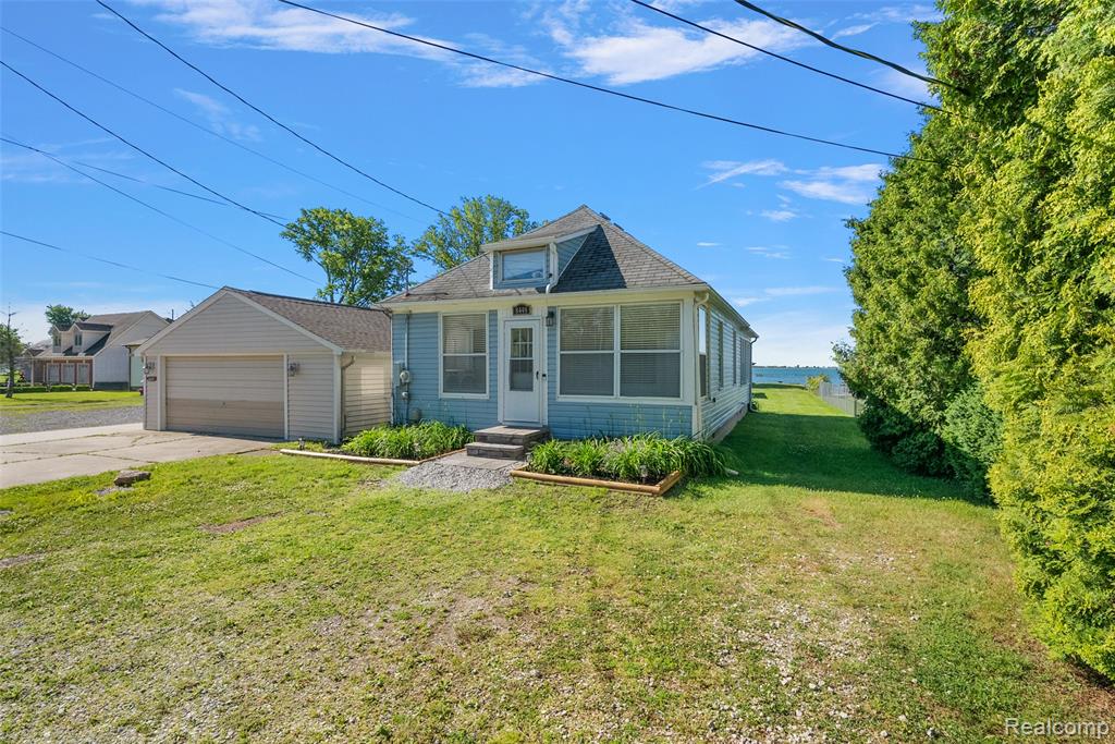 8449 Dixie Highway, Ira, MI — Photo 30