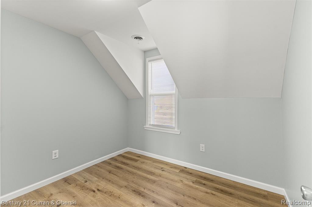 1973 E Grand Unit B Boulevard, Detroit, MI 48211 — Photo 13