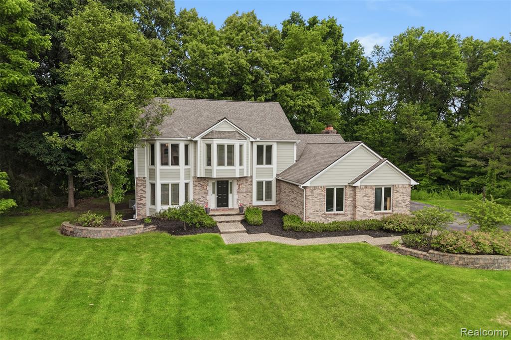 5336 Urbana Drive, Brighton, MI 48116