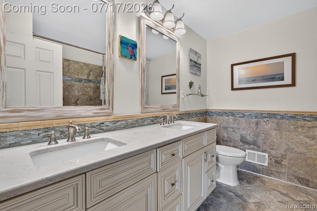 60309 Lamplighter Drive, New Hudson, MI 48165 — Photo 33