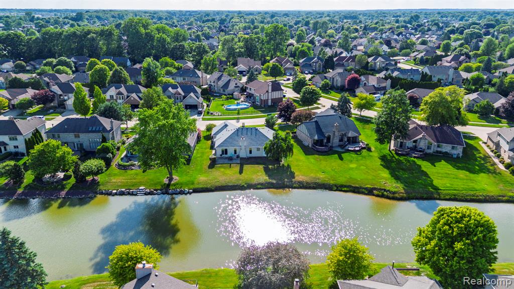 52448 Cedar Mill Drive, Macomb, MI 48042 — Photo 38