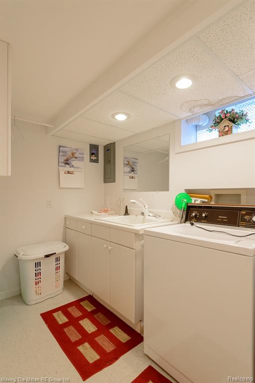 9205 Rocker Avenue, Plymouth, MI 48170 — Photo 28