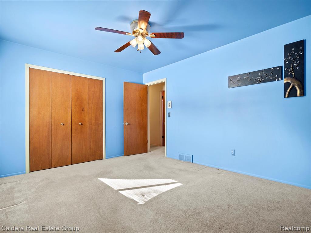 87 CARTER Drive, Troy, MI 48098 — Photo 14