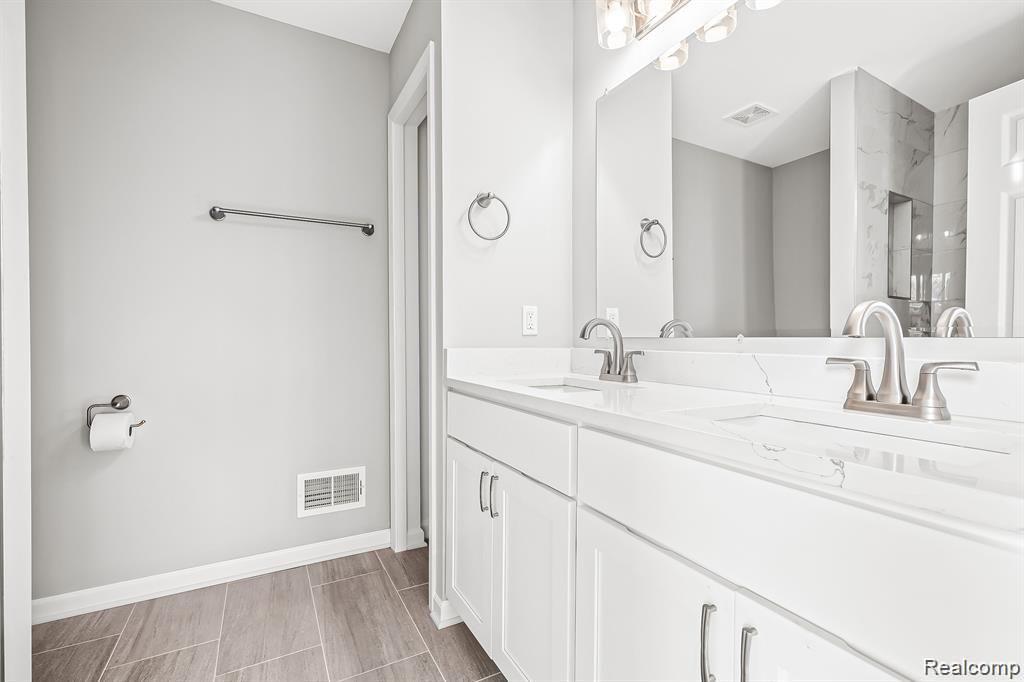 8248 HUGH Street, Westland, MI — Photo 13