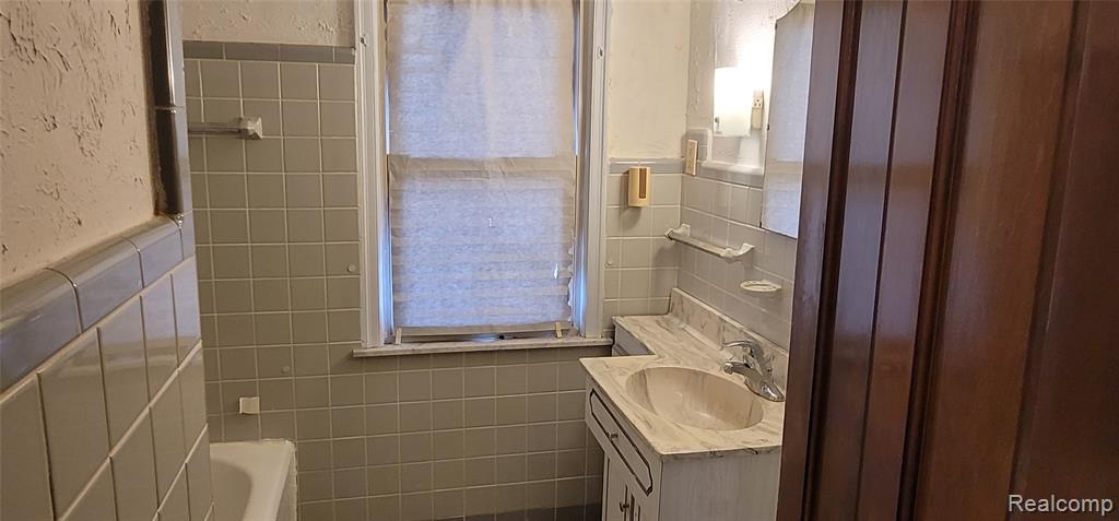 16200 Braile Street, Detroit, MI 48219 — Photo 18