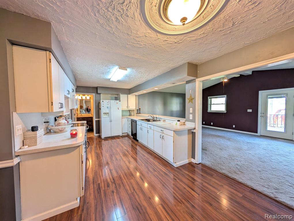 4320 Seymour Road, Swartz Creek, MI 48473 — Photo 3