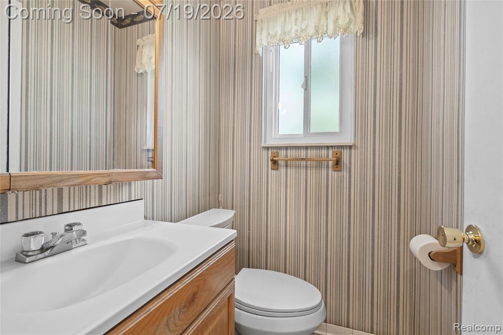24208 Cambridge Street, Trenton, MI 48183 — Photo 11