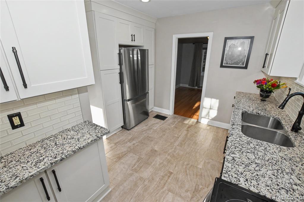 1200 Gardner Avenue - Photo 4