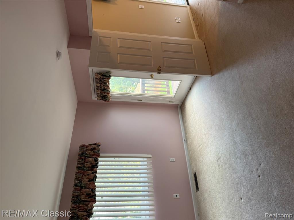 61016 Evergreen Court, South Lyon, MI 48178 — Photo 6