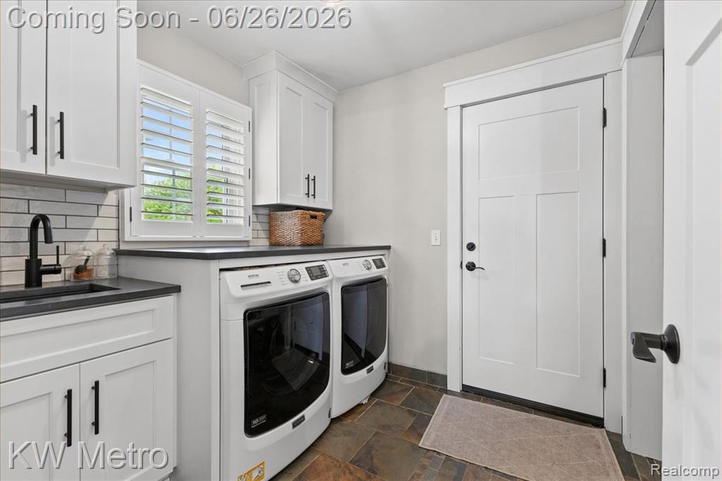 1393 Lake Shore Boulevard, Lake Orion, MI 48362 — Photo 24