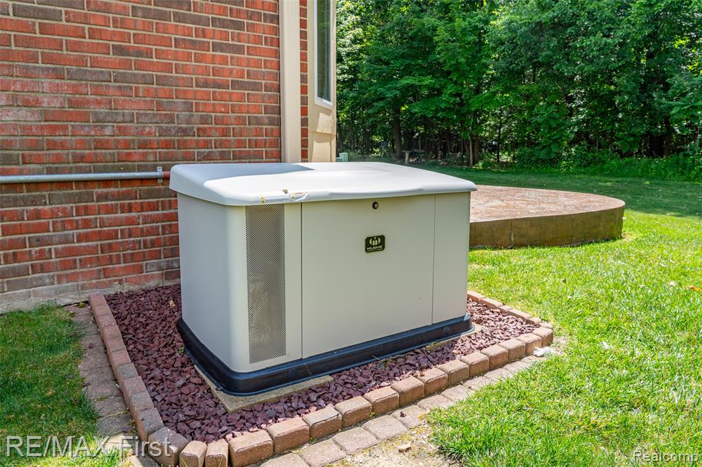 5503 Ortman Drive, Sterling Heights, MI 48314 — Photo 47