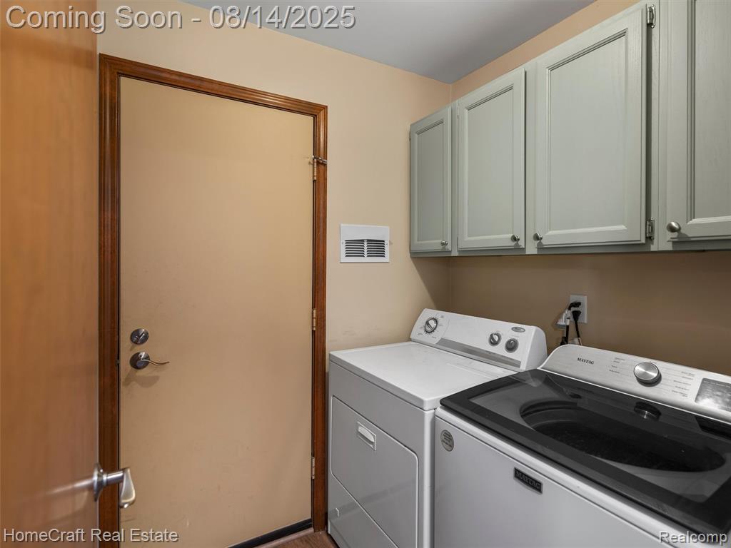 59608 BARKLEY Drive, New Hudson, MI 48165 — Photo 32