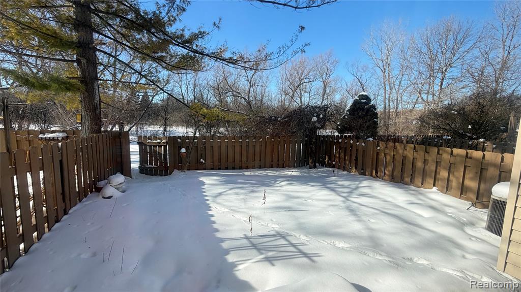 5802 Northfield Parkway, Troy, MI 48098 — Photo 11