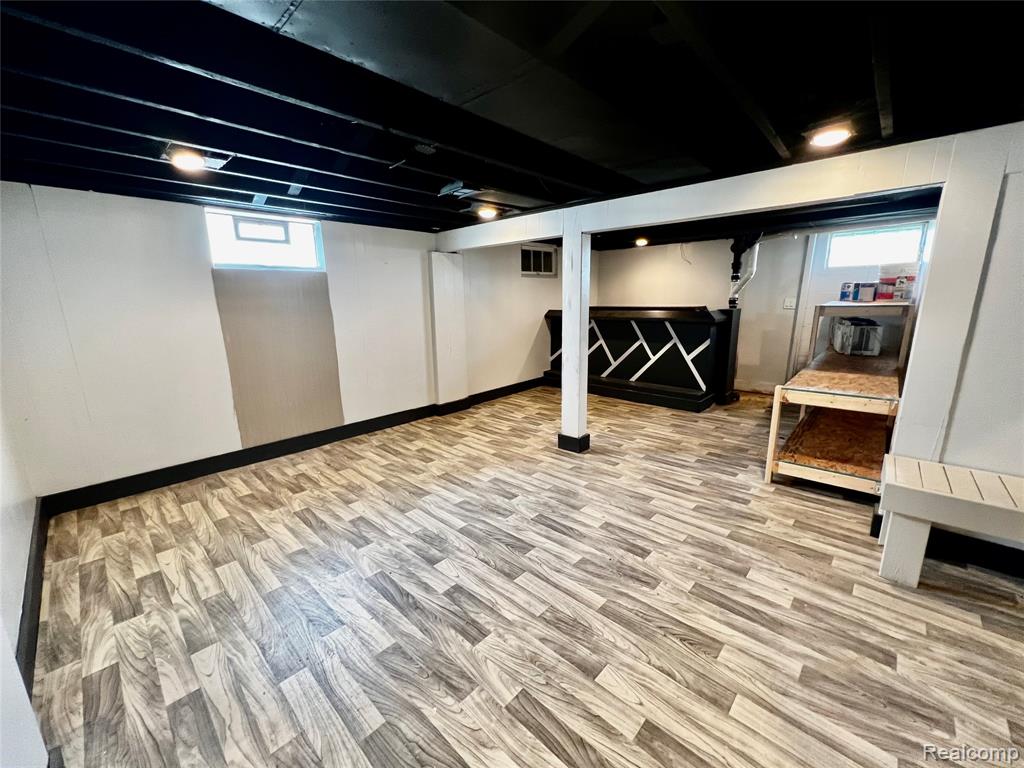 740 W Shevlin Avenue, Hazel Park, MI 48030 — Photo 16