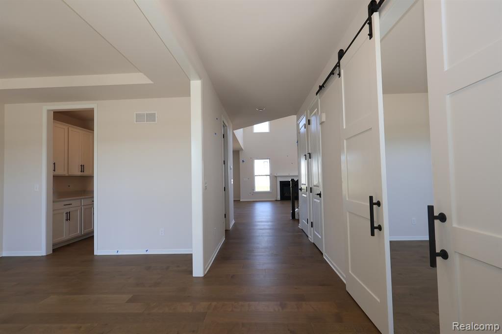 61717 Hevel Lane, Washington, MI — Photo 2