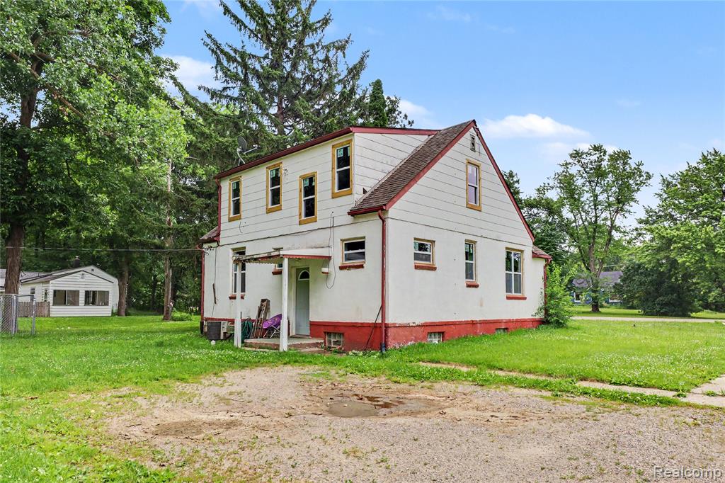 5388 Davison Road, Lapeer, MI 48446 — Photo 44